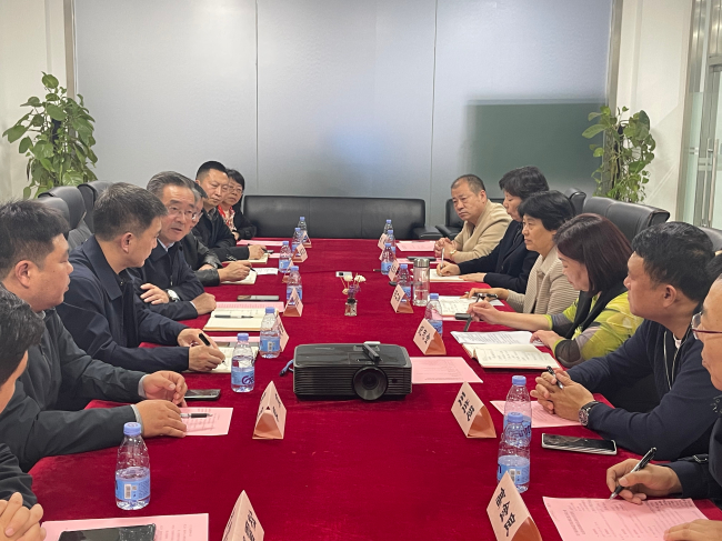 民建廊坊市委搭建校企合作桥梁，开展访企拓岗促就业调研活动 (4) (2).jpg