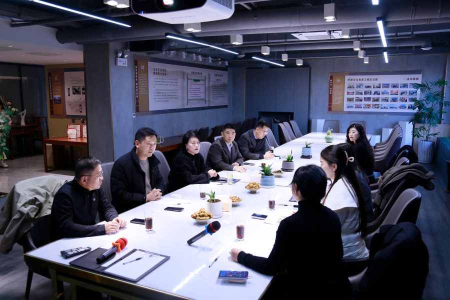 民建省直五支部举办新会员见面会 (2).jpg