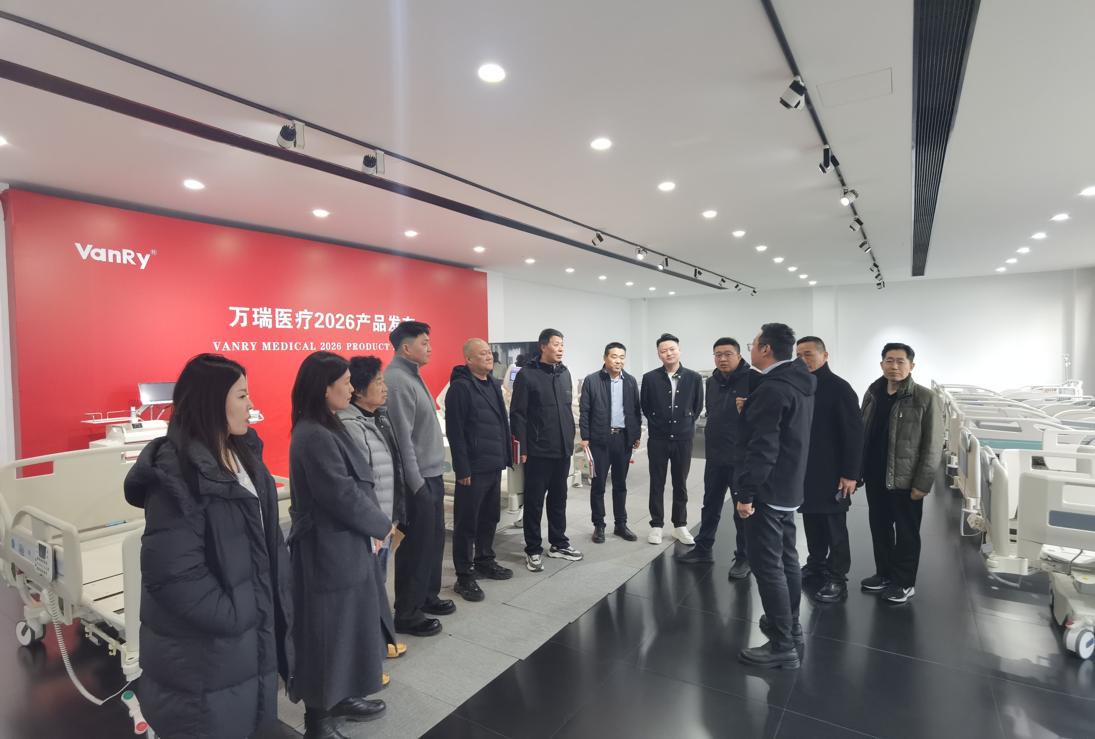 履职践初心 助企谋发展——民建保定市委徐水支部、东风支部赴河北万瑞医疗器械公司参观考察