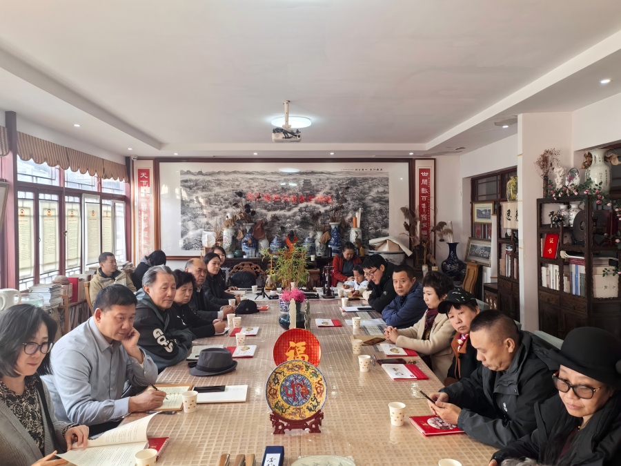 20260317民建保定市委东风支部、文化宣传委员会举办扇面书法知识讲座 (2)(1).jpg