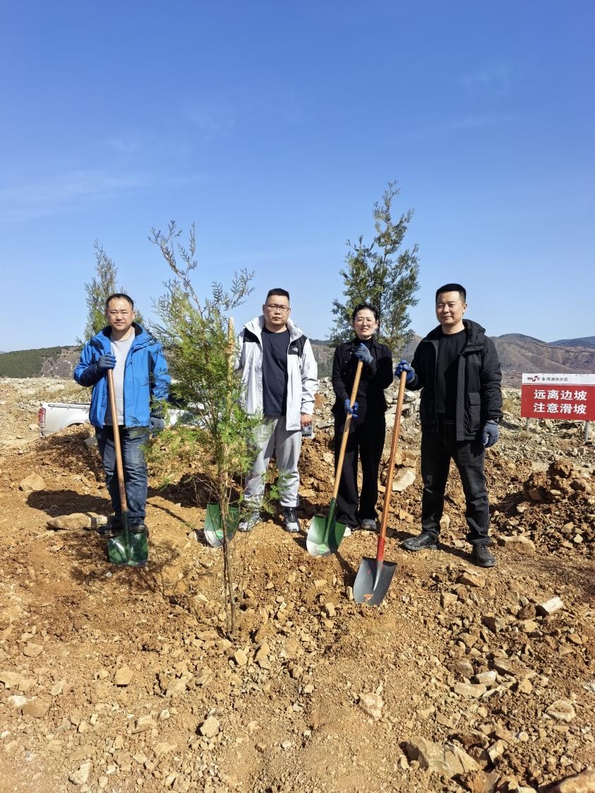 民建唐山市委丰润区总支积极参加义务植树活动 (1).png