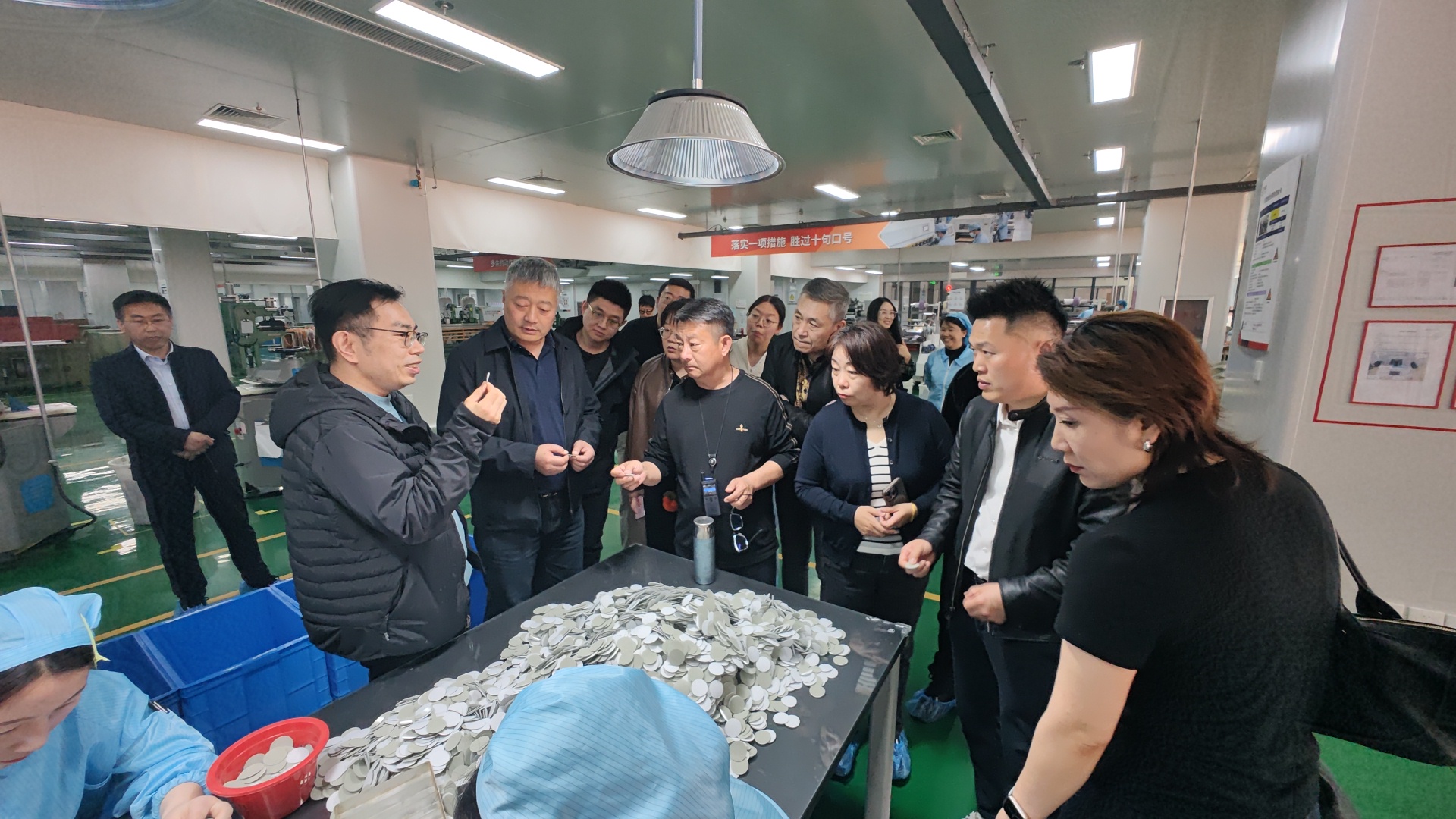 民建保定市委新城支部开展“洞见行动”——赴河北思瑞恩新材料科技有限公司走访调研