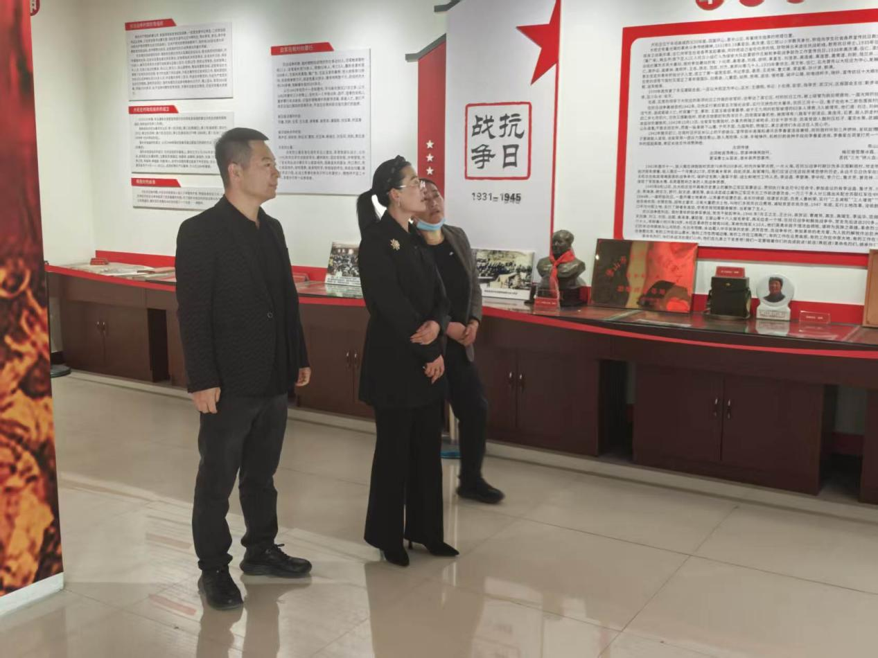 追寻红色足迹 凝聚统战合力——民建唐山市委丰润区总支开展红色教育走访调研 (2).png