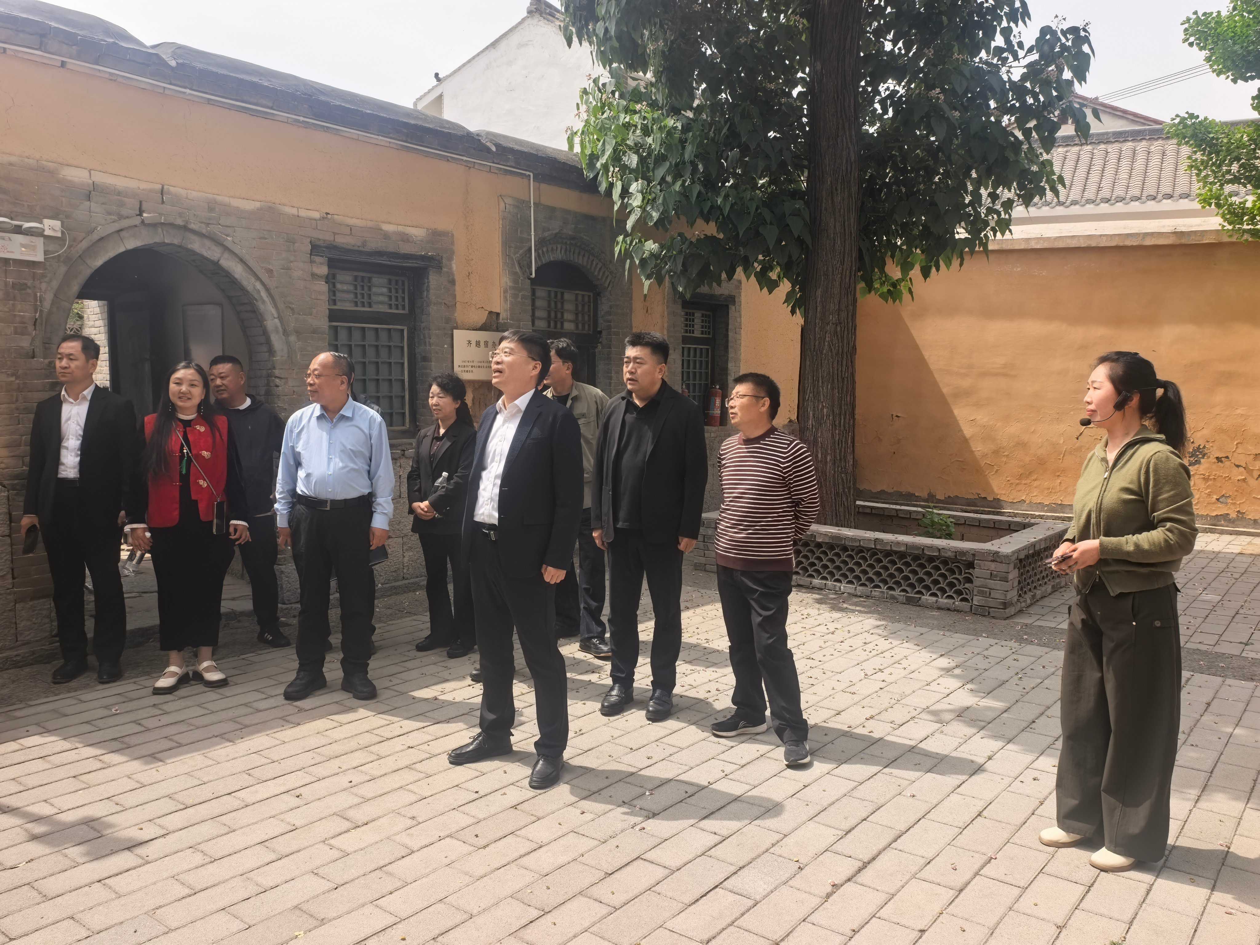 民建邯郸市委赴涉县中共中央“五一口号”首播地开展学习活动