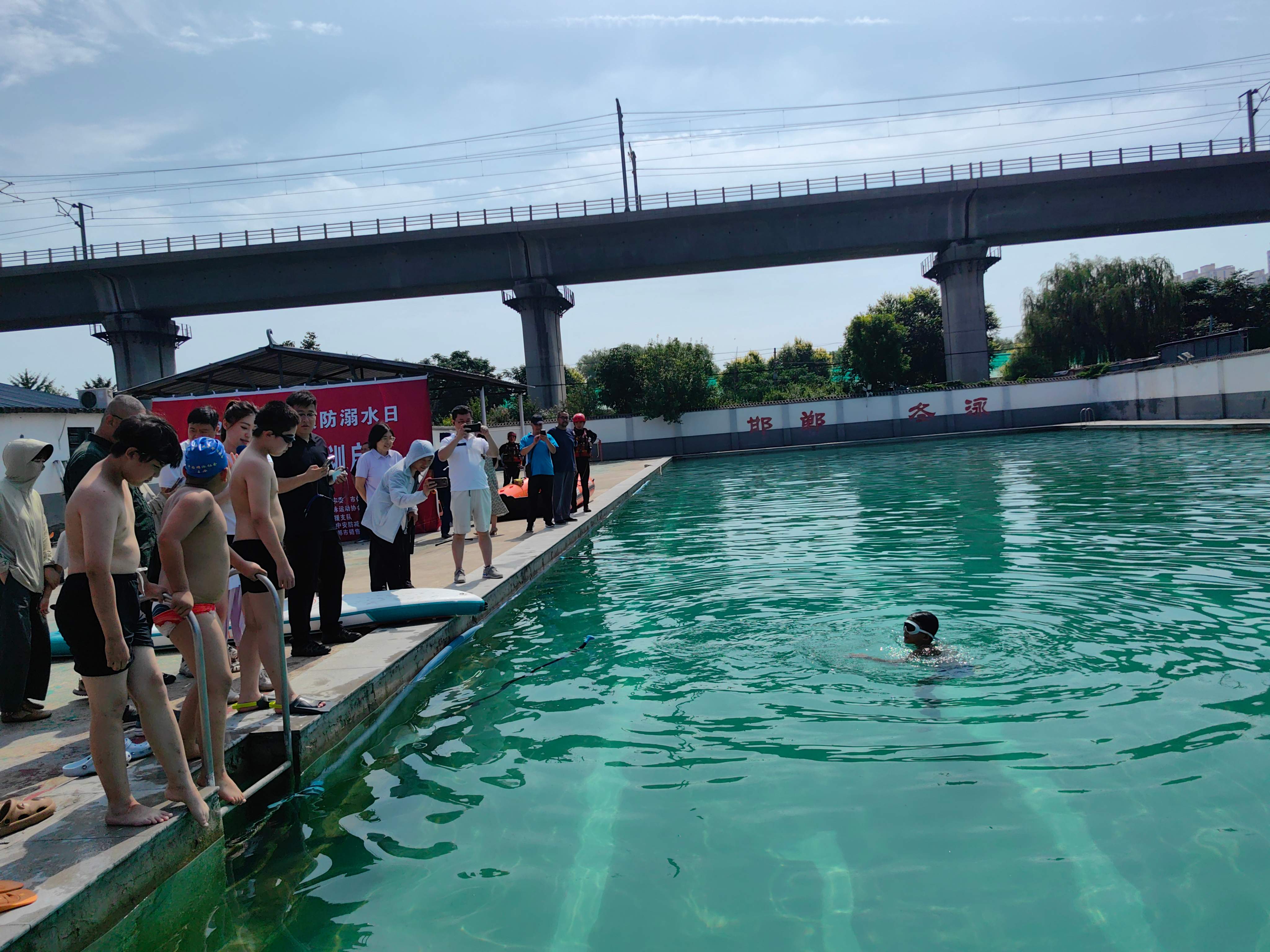3bce026bea15ccaed9de45fc24fc3e5.jpg