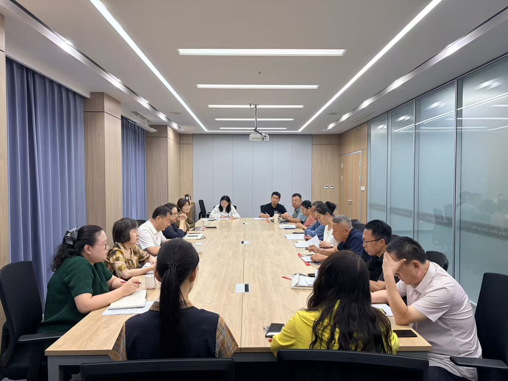 民建沧州市委举办“同心铸魂·履职前行”读书分享会.jpg