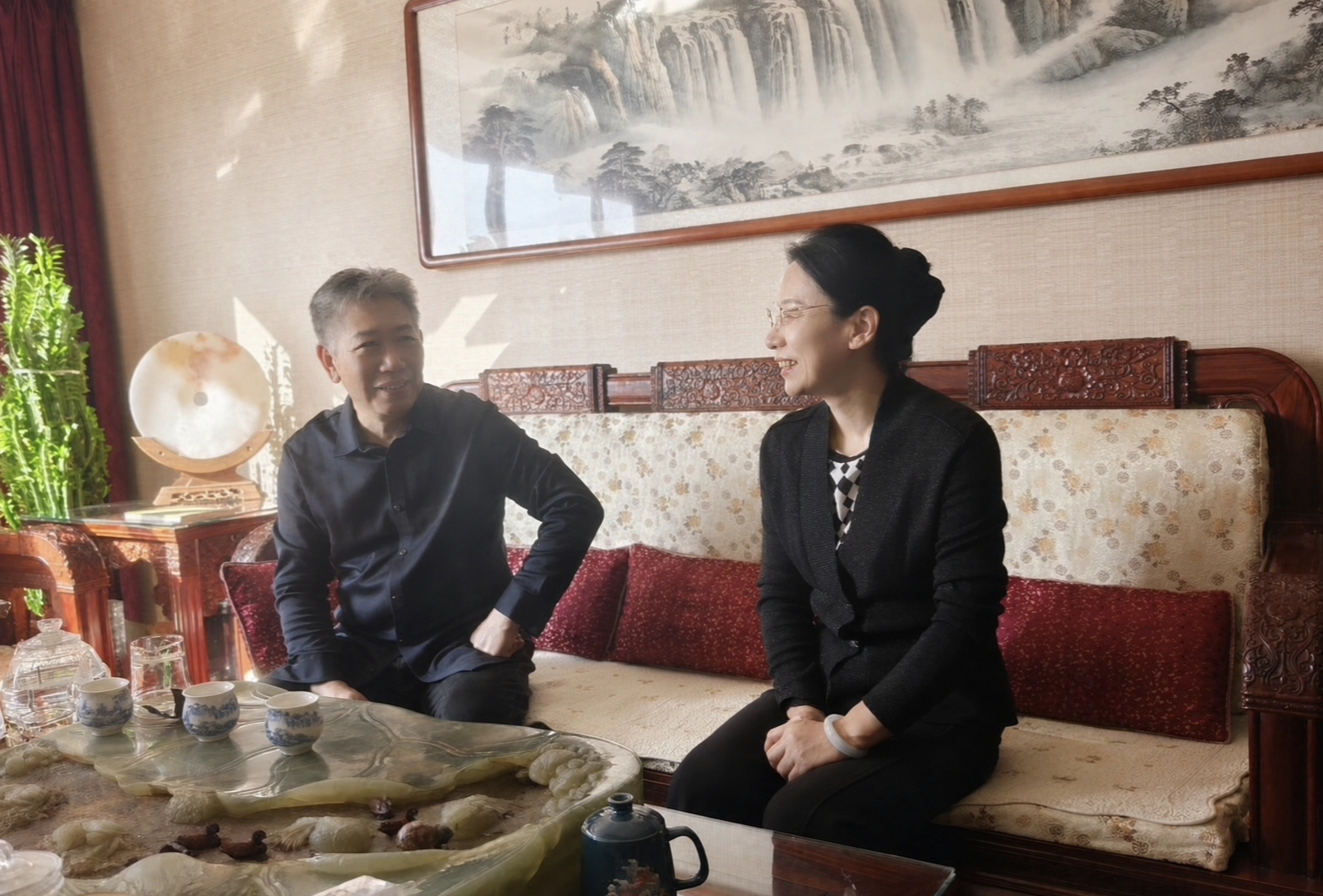 金秋敬老叙重阳  薪火相传守初心——民建石家庄市委新华区基层委开展重阳专题走访