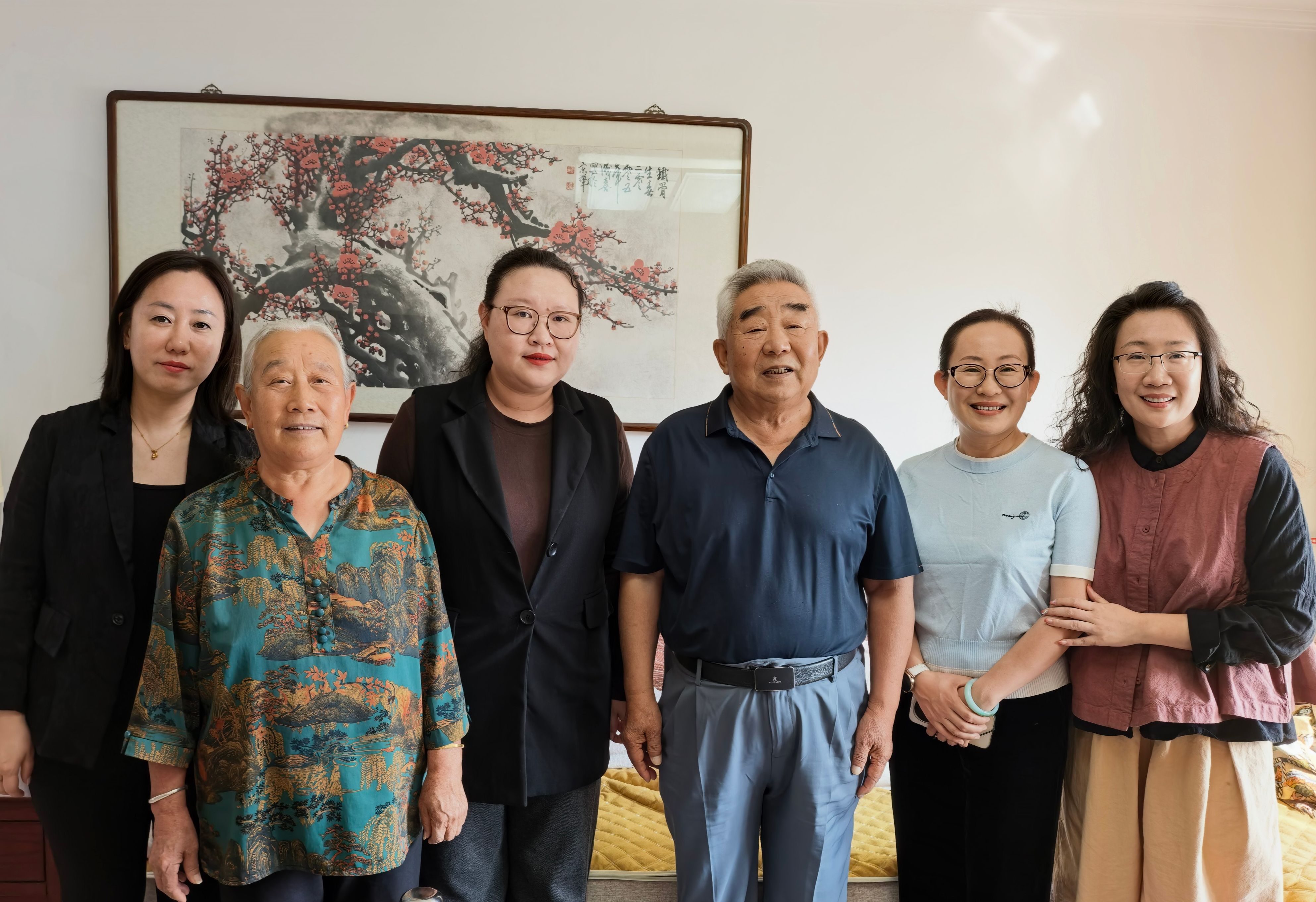 情暖重阳 薪火相传——民建沧州市委四个支部联合组织开展重阳节慰问老会员活动