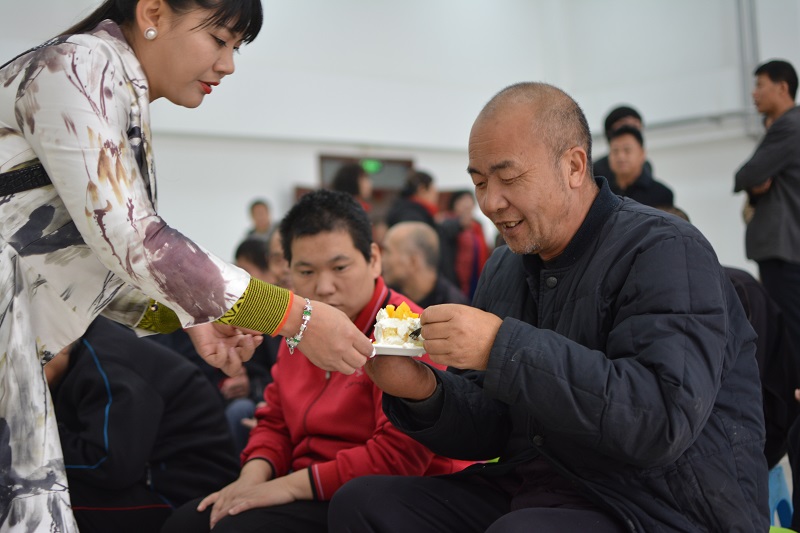 重阳节这里最温暖——民建保定市东风支部爱心会员赴社会福利院慰问 (7)-1.jpg