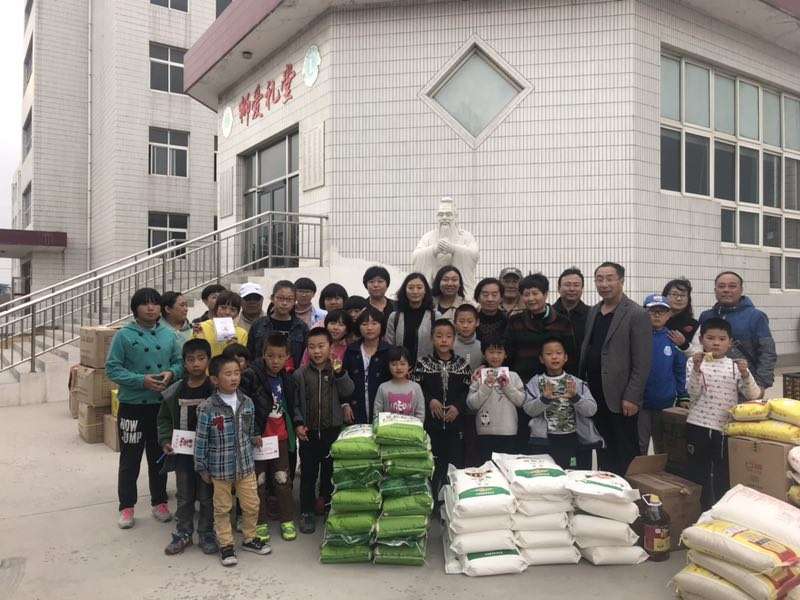 让爱传递——民建秦皇岛市山海关区委赴光明爱心之家慰问29.jpg