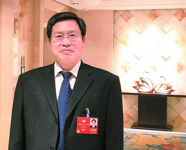 范社岭委员： 大力发展农村电商-1.jpg