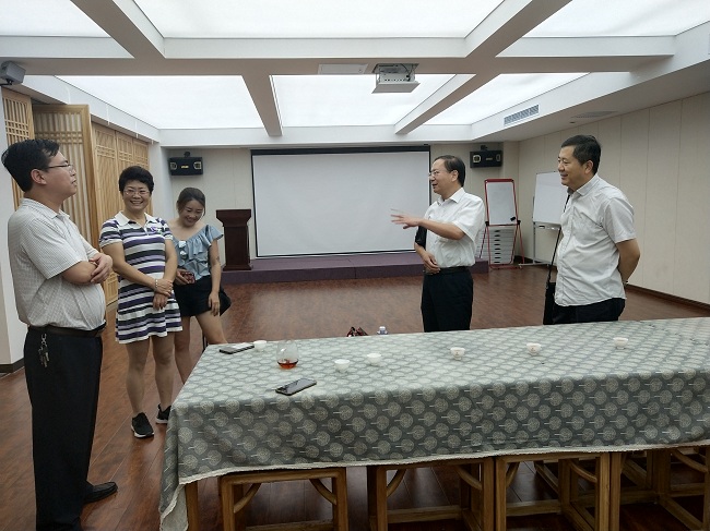 民建唐山市路北区工委走进会员企业进行调研2-1.jpg