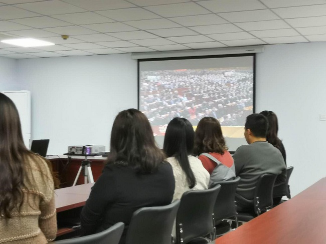 　　　　承德民建会员收看庆祝改革开放40周年大会-1.jpg