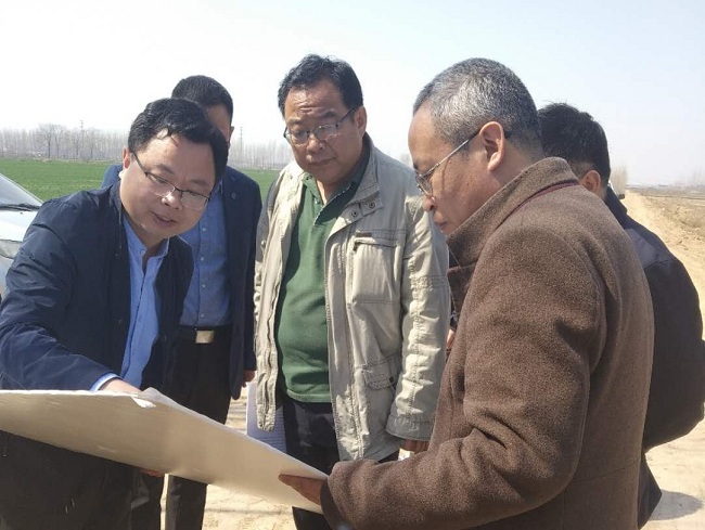 刘主席到宁晋考察省重点项目建设1-1.jpg