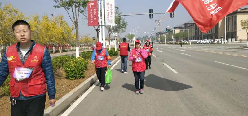 民建秦皇岛市抚宁支部组织会员参加公益历程跑活动.jpg