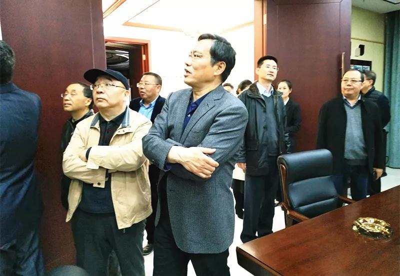 调研组对雄安新区民建支部“民建之家”.jpg