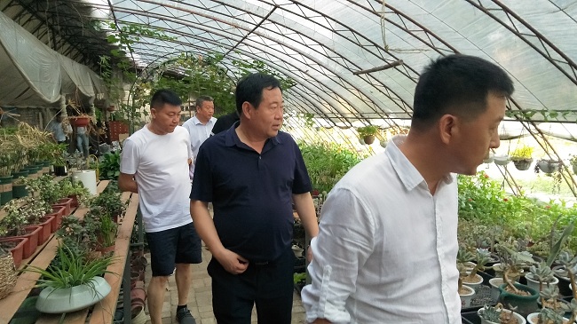 李海平出席民建邯郸市直三工委三支部农业研学基地建设研讨会2-1.jpg