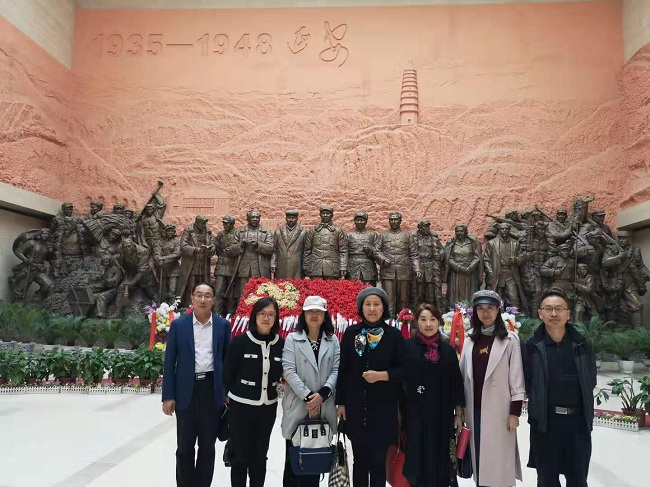 民建秦皇岛市委赴延安开展“不忘合作初心 继续携手前进”主题教育活动暨理论研究课题调研活动12-1.jpg