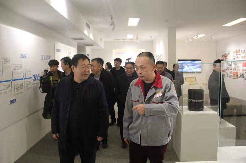 李海平带队就社会诚信体体系建设赴正大制管集团考察调研2.jpg
