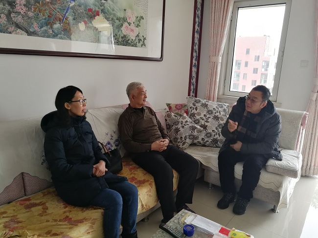 民建唐山市委节前看望慰问老领导1-1.jpg