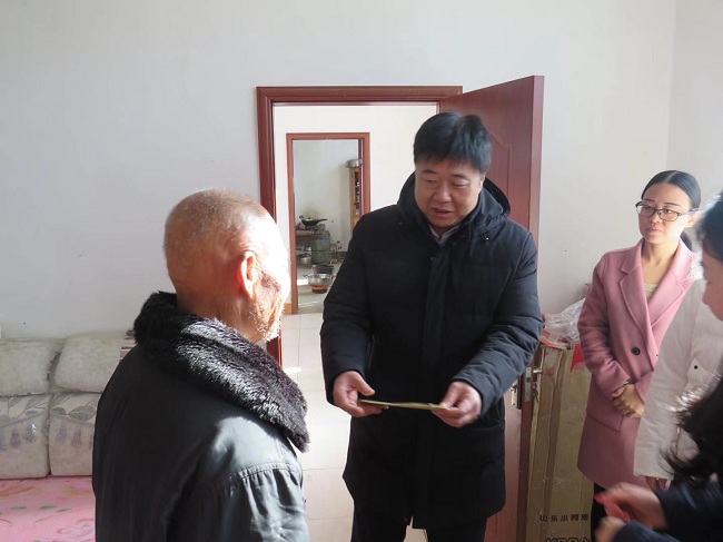 民建衡水市委第七支部开展关爱特殊群体捐款扶贫活动-1.jpg