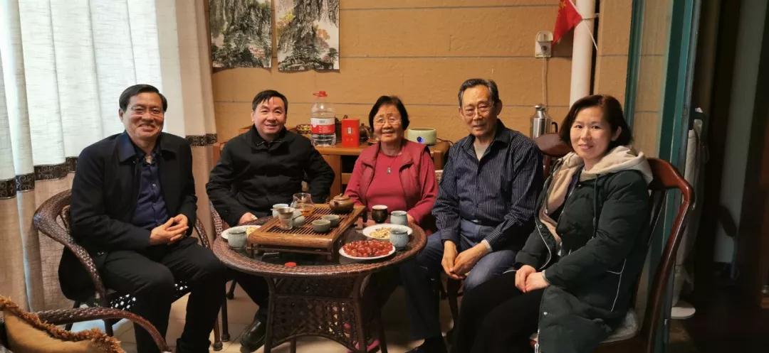 看望慰问民建河北省委原副主委杜长恩.jpg 看望慰问民建河北省委原副主委杜长恩.jpg