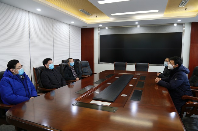 共克时艰 爱心汇聚“战疫”力量.jpg