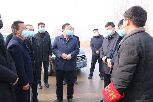 李海平就疫情防控和复工复产复业到魏县调研慰问.jpg