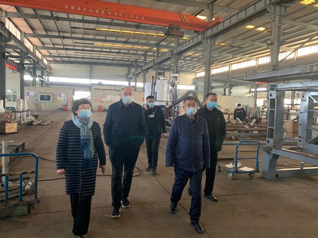 民建省委省直工委辛集总支对复工复产的会员企业进行实地调研2-1.jpg