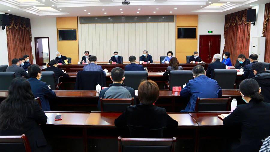 民建河北省委参加中共河北省委统战部召开的省各民主党派、无党派人士座谈会.jpg