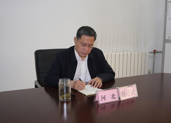 民建河北省委参加民建中央结对帮扶丰宁工作推进会2-1.jpg