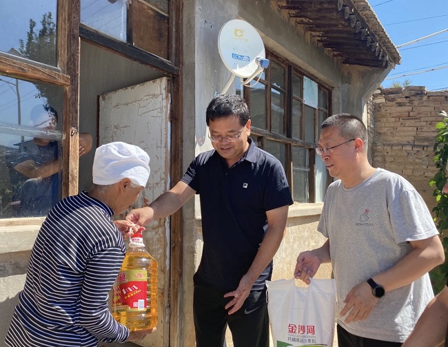 张家口市桥西区民建助力扶贫攻坚2-1.jpg