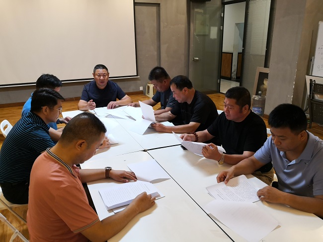 长安六支部到会员企业考察-1.jpg