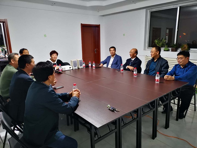 民建秦皇岛基层组织联合召开助力会员企业发展座谈会1-1.jpg