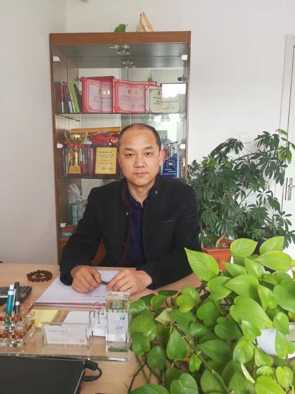 民建承德市委领导班子成员及骨干会员谈学习贯彻中共十九届五中全会精神感想6-1.jpg