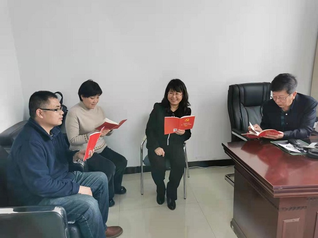 民建张家口市委机关学习《中国共产党统一战线工作条例》-1.jpg