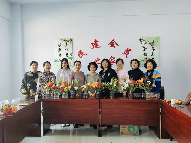 民建张家口市下花园区基层委员会举行妇女节庆祝活动 (2)-2.jpg