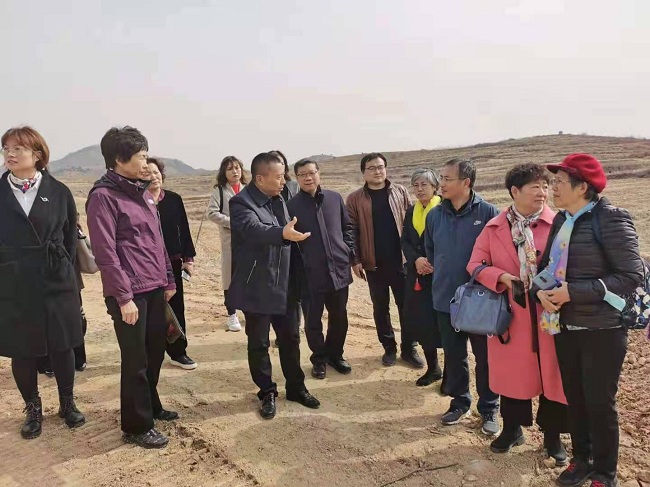 秦皇岛民建基层组织联合开展促进乡村振兴专题调研-1.jpg