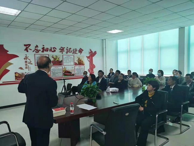 回顾“邮票上的党史”——民建秦皇岛市直科研支部开展学党史、进社区活动-1.jpg