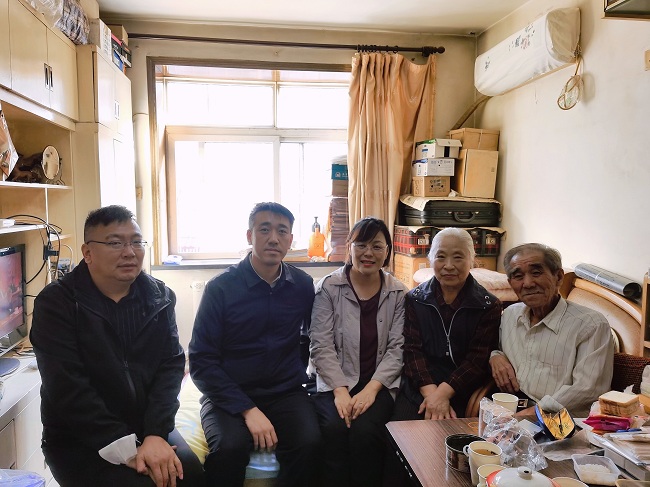 心系老会员   重阳送温暖-1.jpg