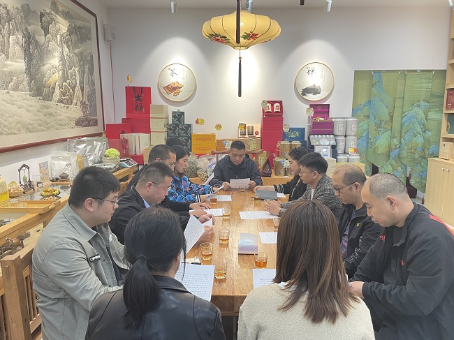 裕华三支部学习郝明金主席讲话 (2).jpg