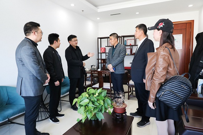 民建保定市委东风支部举行助复工、促发展“会员日”走访活动4_副本-1.jpg