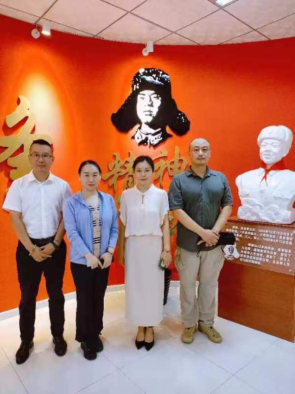 民建唐山市委古冶区工委会员参观雷锋精神纪念馆.jpg