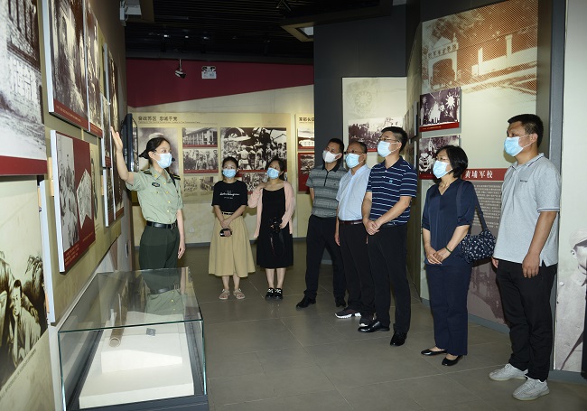 民建邯郸市委机关联合市其他民主党派市委机关开展“矢志不渝跟党走、携手奋进新时代”主题教育活动-1-1.jpg