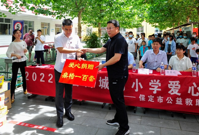 20220715传递书香点燃梦想 (3).jpg