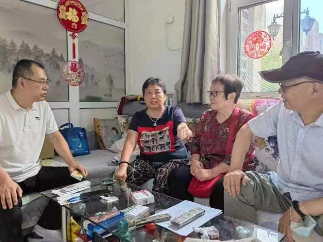 走访慰问老会员 真情关怀暖人心1 (4)-1.jpg