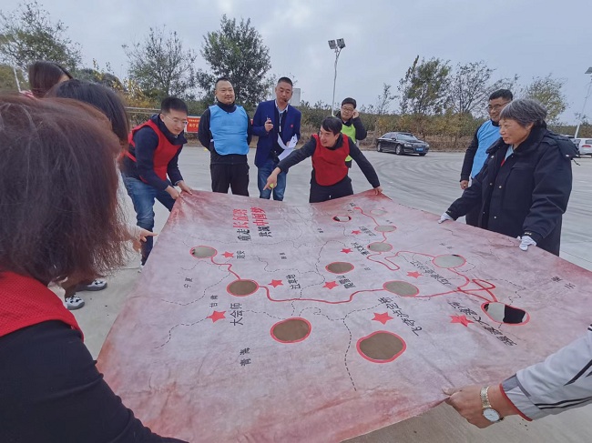 筑牢友谊，团结共进——民建秦皇岛市委北戴河总支、抚宁区支部联合开展趣味运动会1 (2)-1.jpg