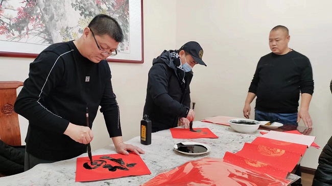 文化下乡送祝福 民建墨香暖民心2023-1.jpg