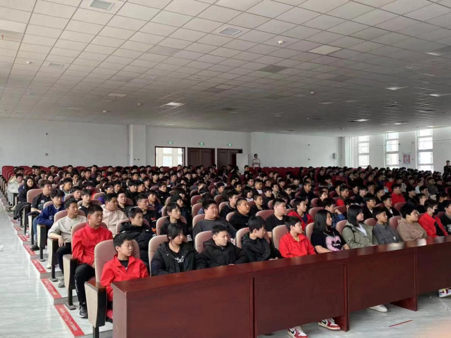 民建唐山市委路北区工委四支部开展送法进校园公益讲座2.jpg