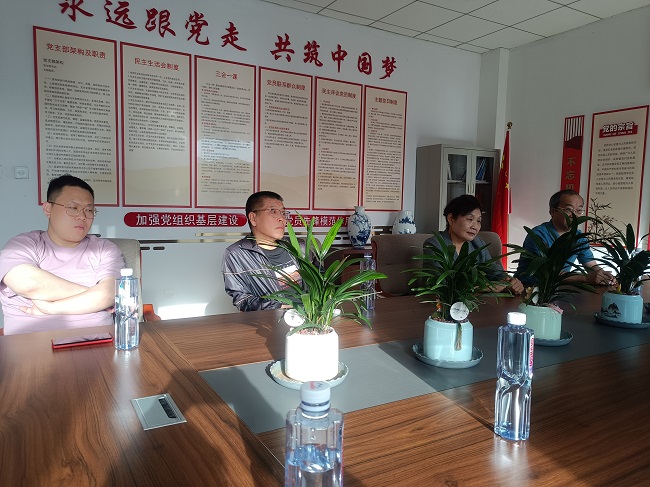 党建引领把方向，凝心聚力促发展1 (2)-1.jpg